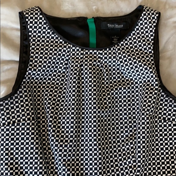 Sleeveless WHBM blouse. - Picture 2 of 3